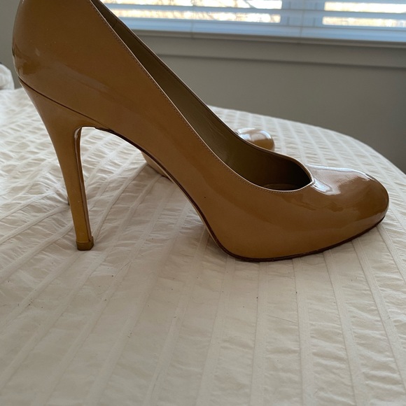 Stuart Weizman platform shoes. Very comfortable - Picture 2 of 4